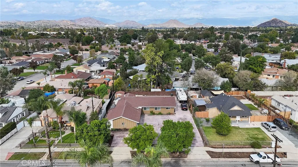 5121 Sierra Street, Riverside, California 92504 home-pic-6