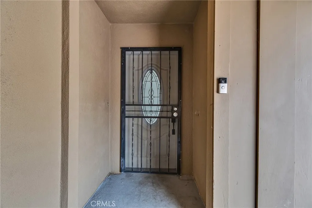 5121 Sierra Street, Riverside, California 92504 home-pic-8