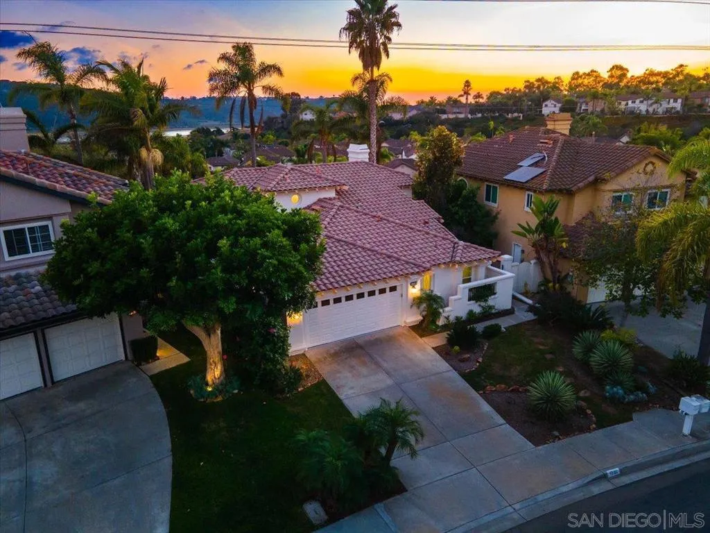 1736 Blackbird Cir, Carlsbad, California 92011 home-pic-57