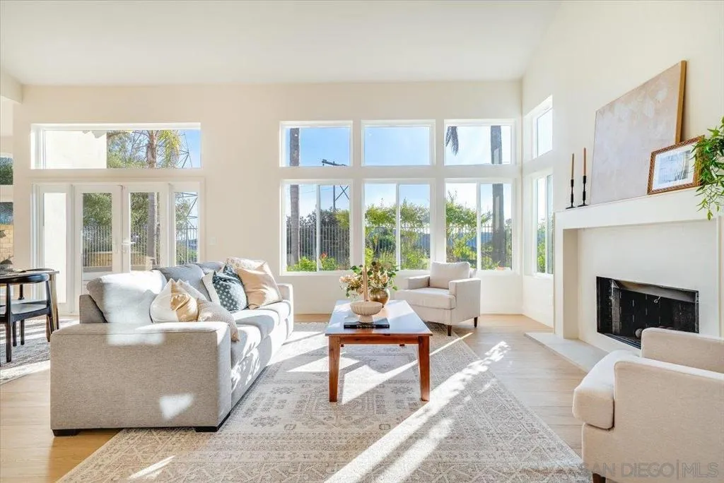 1736 Blackbird Cir, Carlsbad, California 92011 home-pic-10