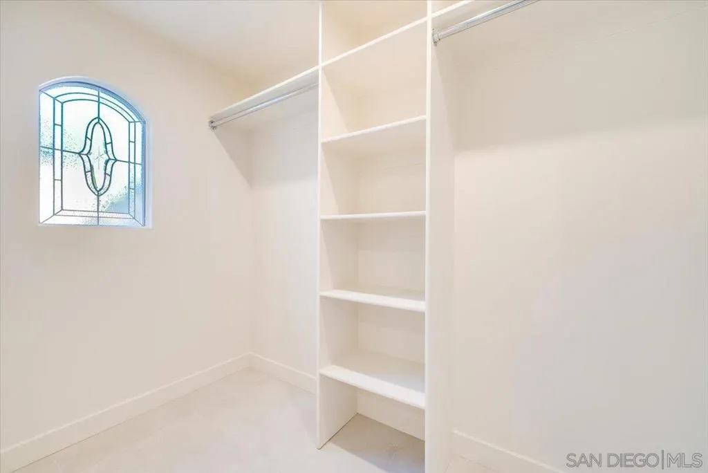 1736 Blackbird Cir, Carlsbad, California 92011 home-pic-25