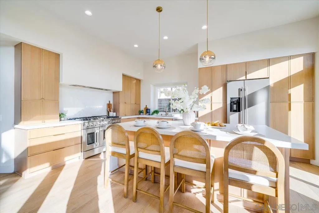 1736 Blackbird Cir, Carlsbad, California 92011 home-pic-13