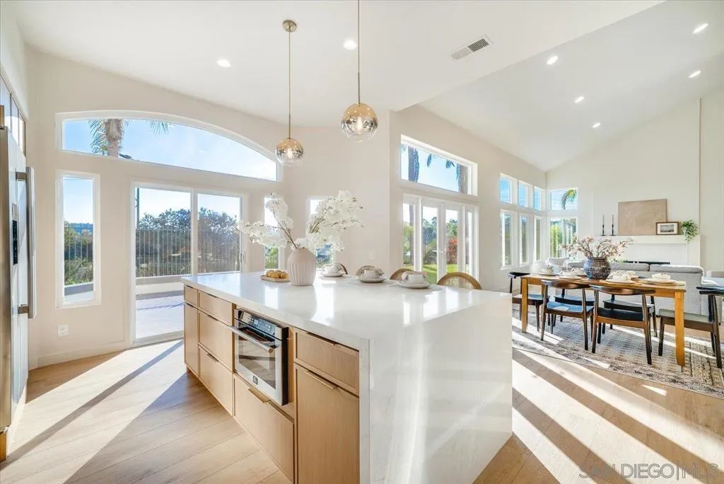 1736 Blackbird Cir, Carlsbad, California 92011 home-pic-14