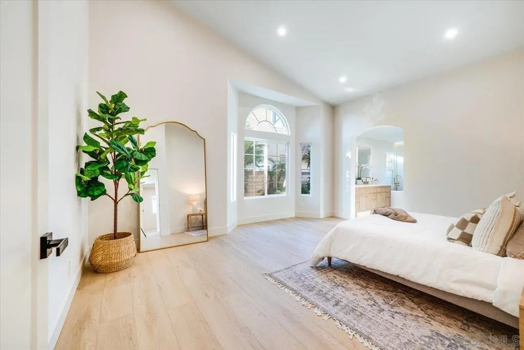 1736 Blackbird Cir, Carlsbad, California 92011 home-pic-20