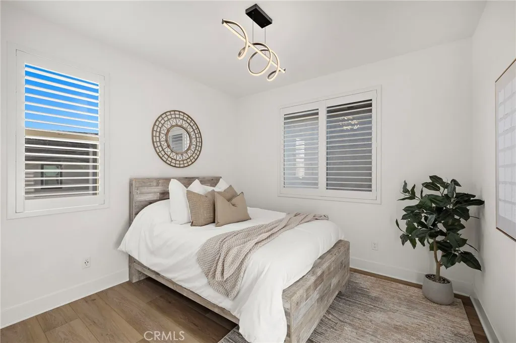 312 Merit, Irvine, California 92618 home-pic-24