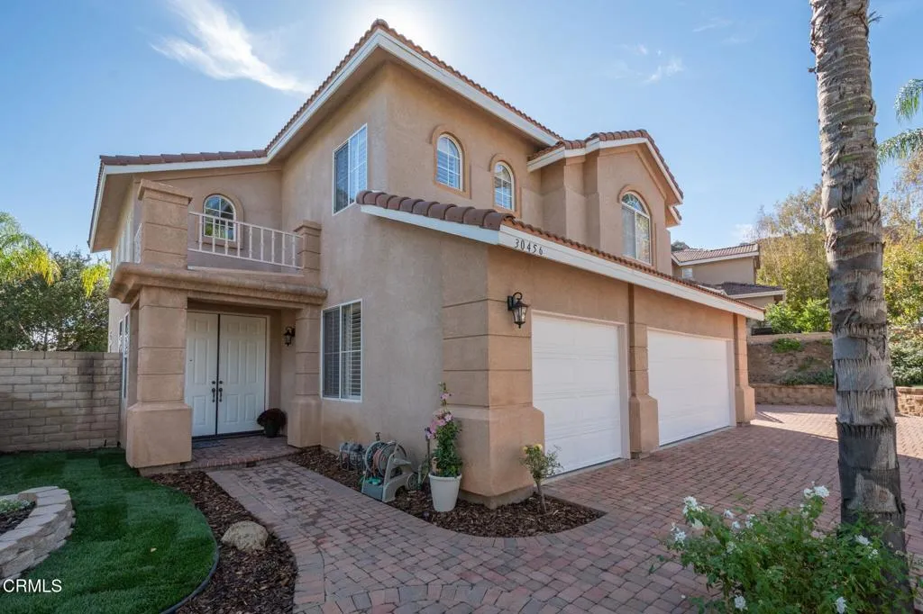 30456 Star Canyon Place, Castaic, California 91384 home-pic-5