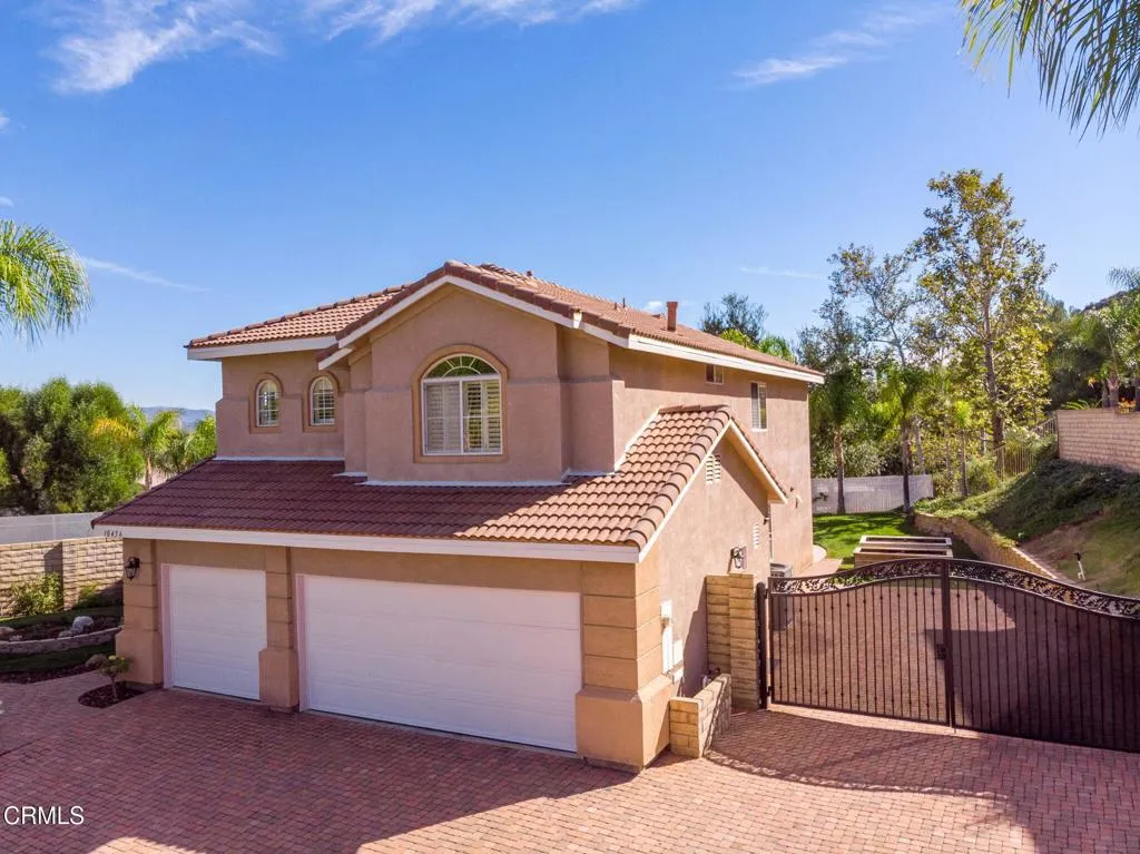 30456 Star Canyon Place, Castaic, California 91384 home-pic-2