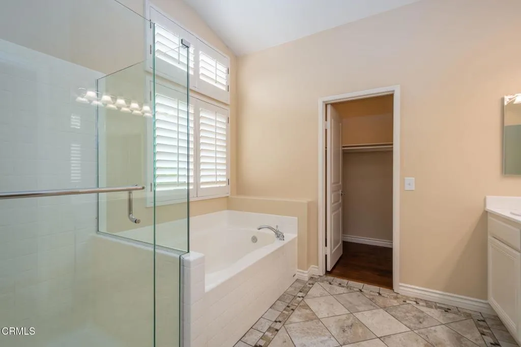 30456 Star Canyon Place, Castaic, California 91384 home-pic-28