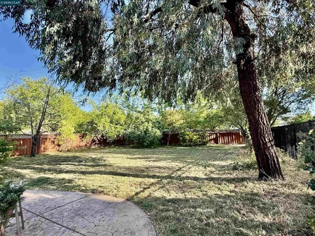 2325 Lansdowne Pl, Vallejo, California 94591