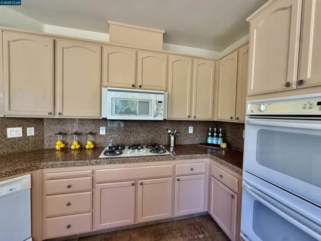 2325 Lansdowne Pl, Vallejo, California 94591
