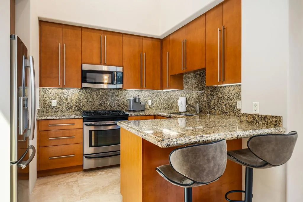 9 Serrano Way, Rancho Mirage, California 92270 home-pic-38