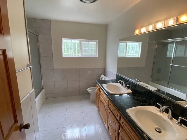 Bathroom #2