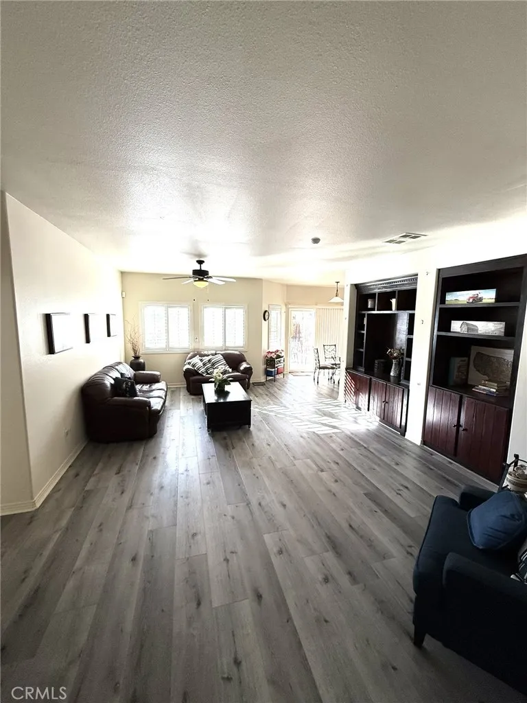 857 Reisling St, Hemet, California 92545 home-pic-10