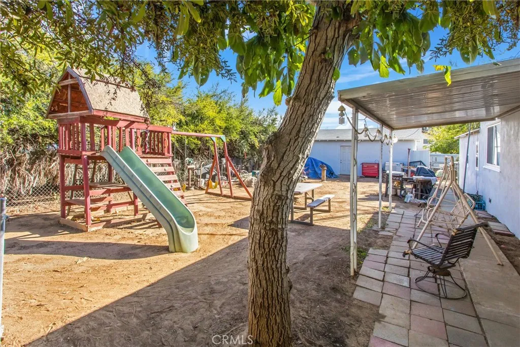 1250 Pennsylvania Avenue, Beaumont, California 92223 home-pic-20