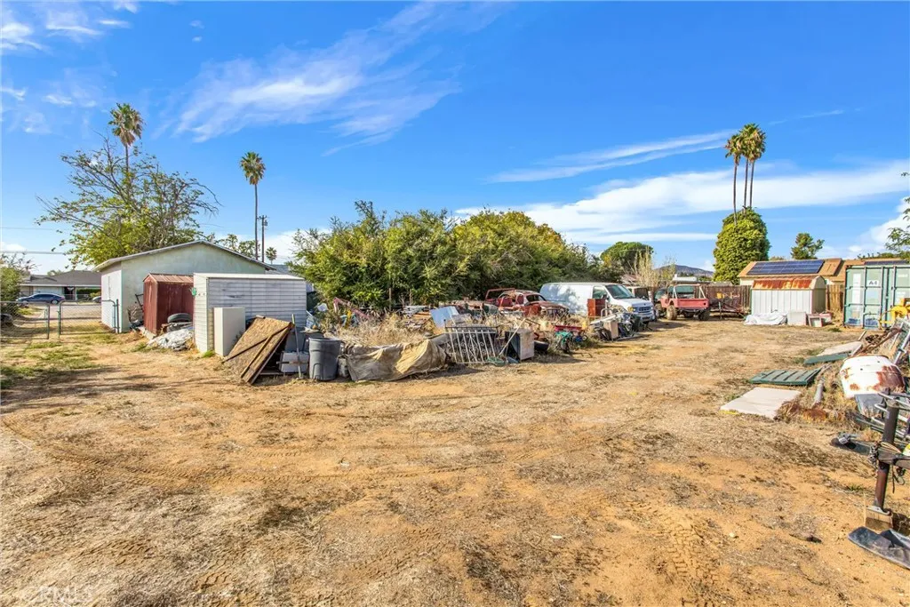 1250 Pennsylvania Avenue, Beaumont, California 92223 home-pic-26