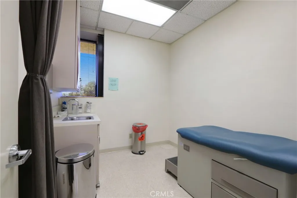 3rd Floor Suite 300 Exam Room #2