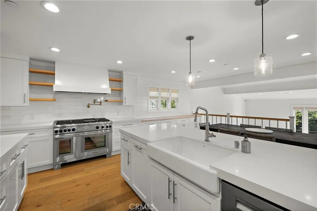 173 W Avenida Junipero, San Clemente, California 92672 home-pic-12