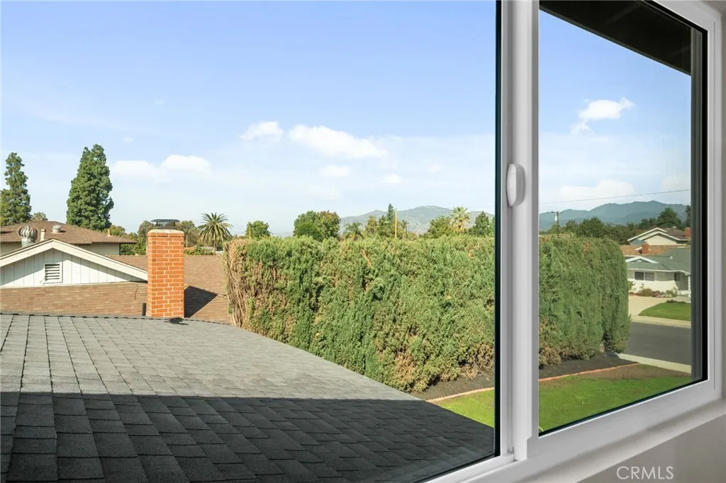 2702 Kendall Street, La Verne, California 91750 home-pic-25