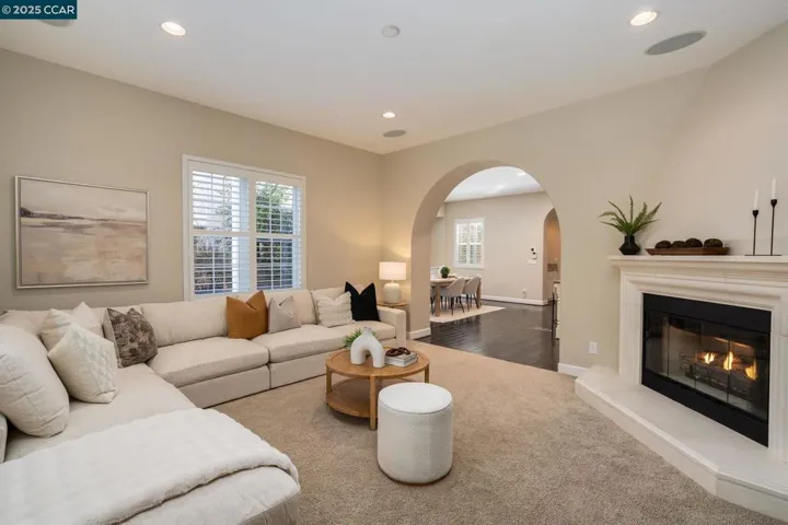 2207 Creekview Place, Danville, California 94506