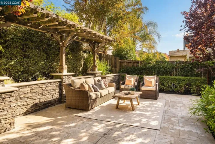 2207 Creekview Place, Danville, California 94506