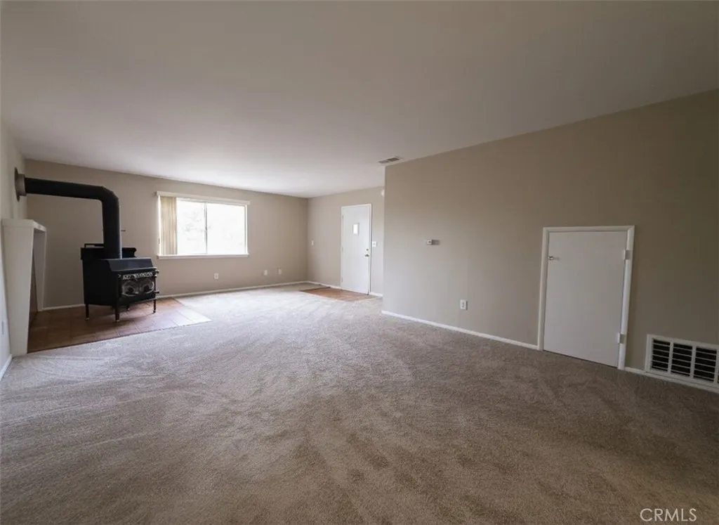 398 Dunant Drive, Crestline, California 92325 home-pic-10