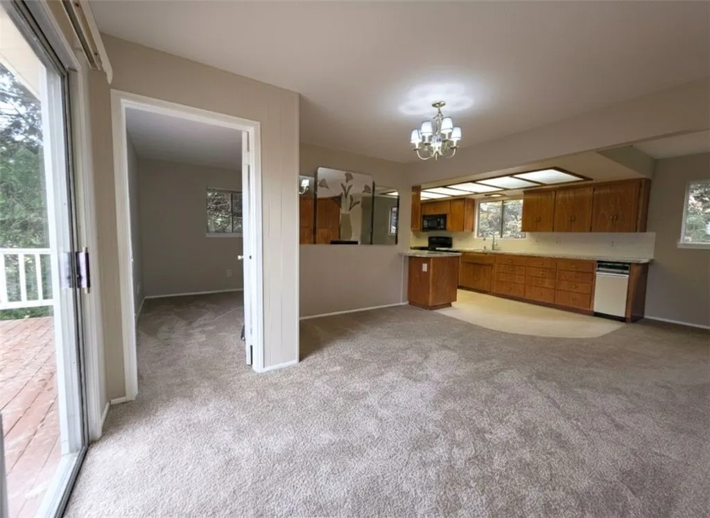 398 Dunant Drive, Crestline, California 92325 home-pic-2