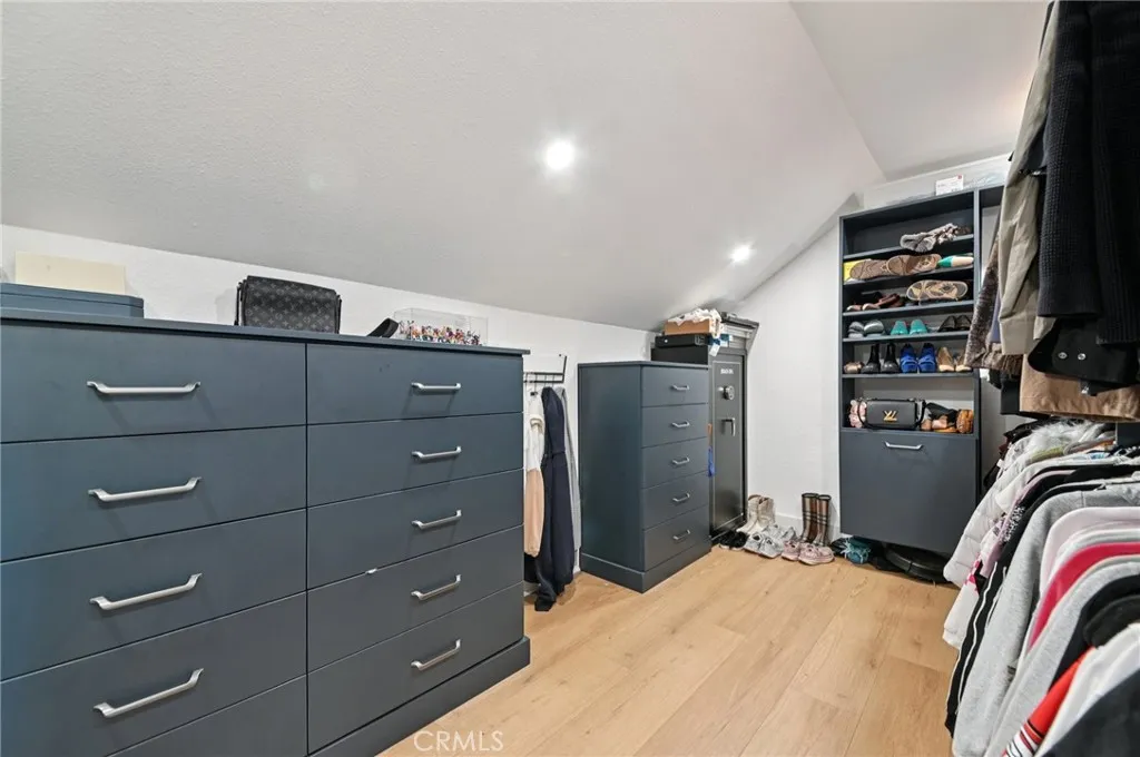 14641 Alder, Tustin, California 92780 home-pic-42