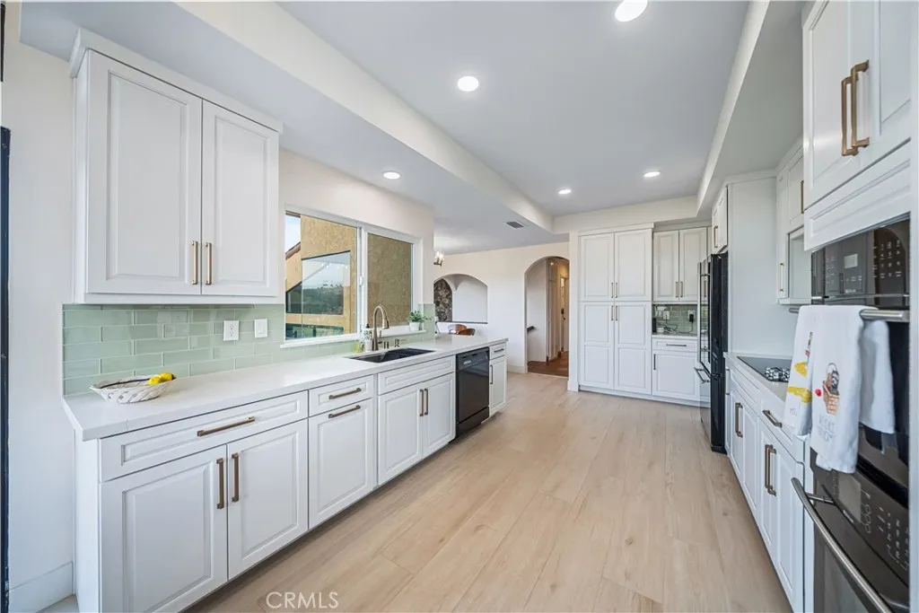 23192 De Anza, Temecula, California 92590 home-pic-14