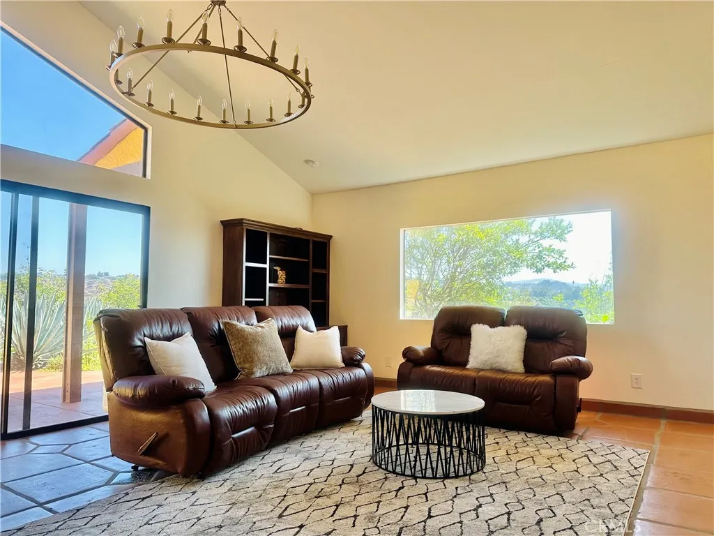 23192 De Anza, Temecula, California 92590 home-pic-8