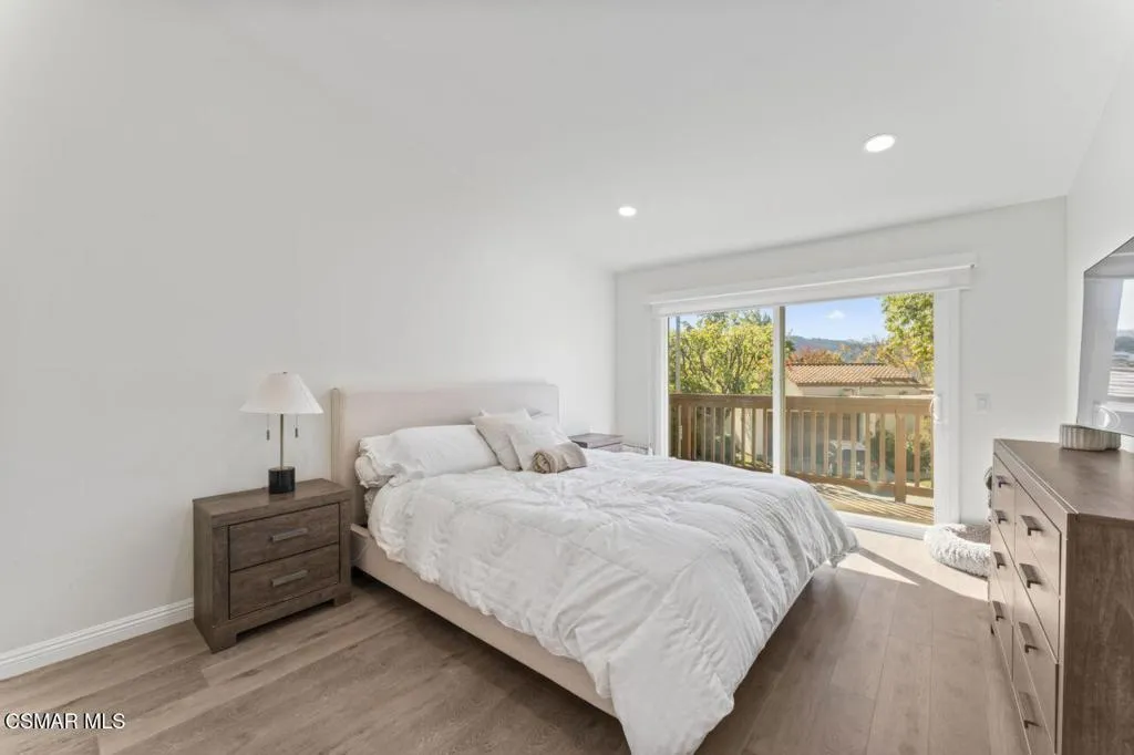 559 Racquet Club Lane, Thousand Oaks, California 91360 home-pic-15