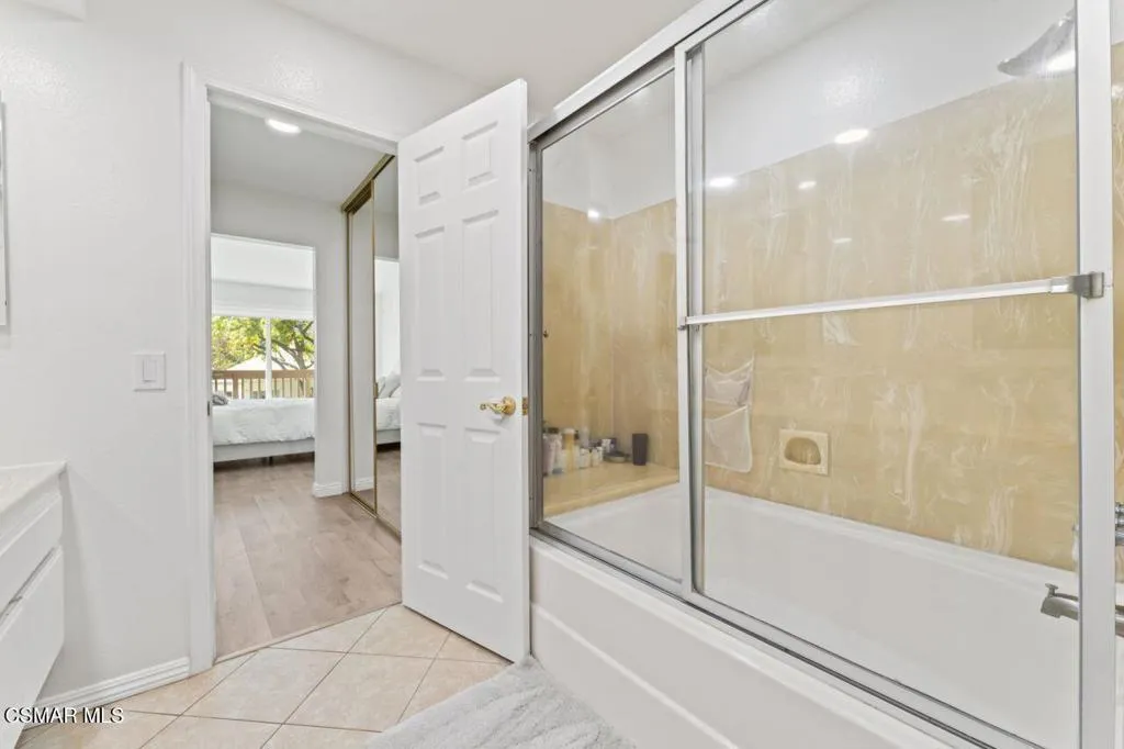 559 Racquet Club Lane, Thousand Oaks, California 91360 home-pic-18