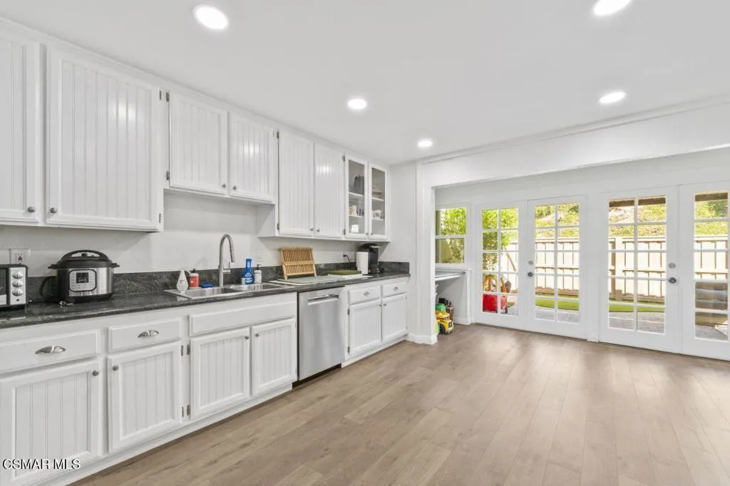 559 Racquet Club Lane, Thousand Oaks, California 91360 home-pic-10