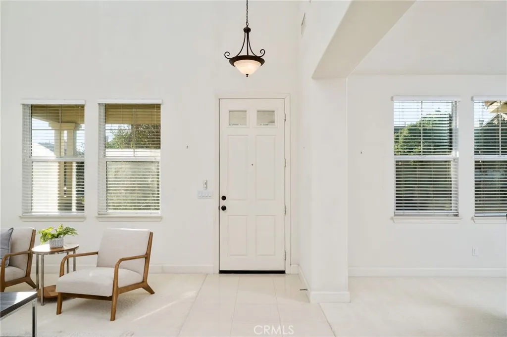 6349 Daylily Court, Rancho Cucamonga, California 91737 home-pic-4