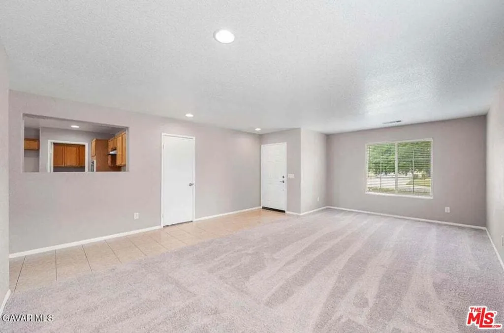 3057 Kilt Court, Lancaster, California 93535 home-pic-3