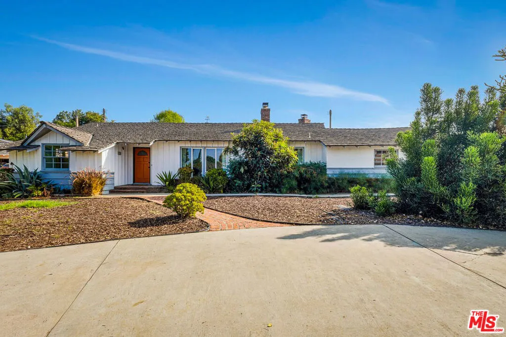 1124 S Cajon Avenue, West Covina, California 91791 home-pic-1