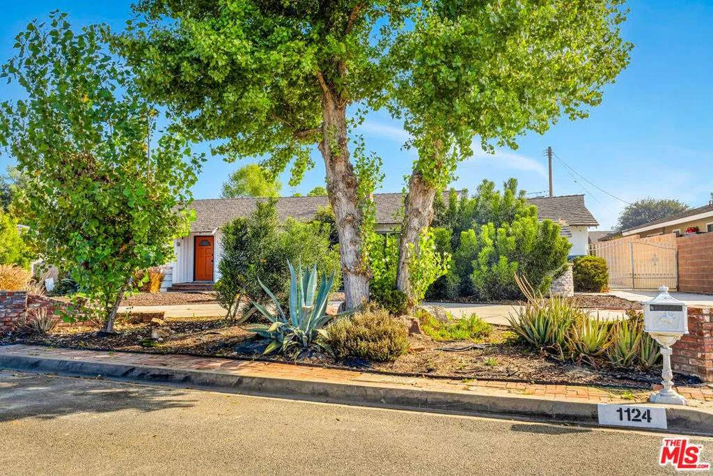 1124 S Cajon Avenue, West Covina, California 91791 home-pic-18