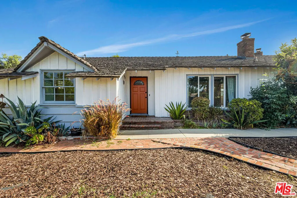 1124 S Cajon Avenue, West Covina, California 91791 home-pic-22