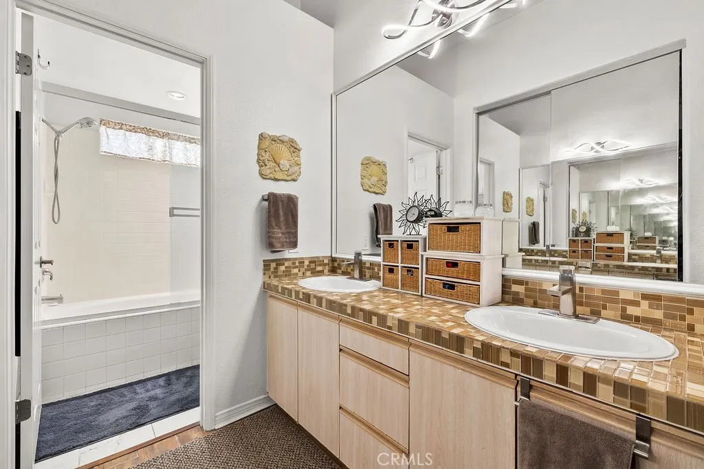 95 Via Athena, Aliso Viejo, California 92656 home-pic-22