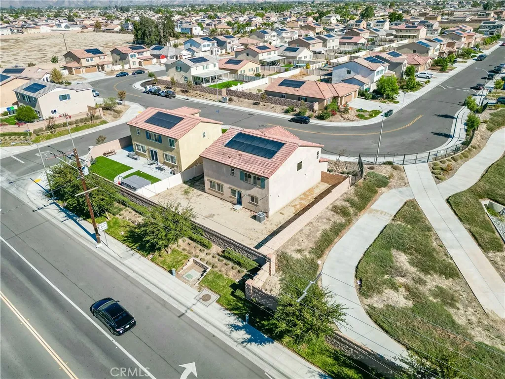 794 Sonora, San Jacinto, California 92582 home-pic-32