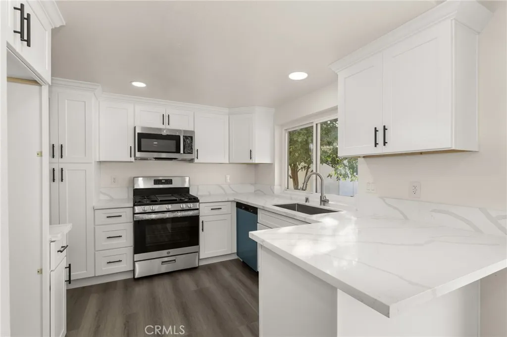 14175 Travers Drive, Moreno Valley, California 92553 home-pic-8