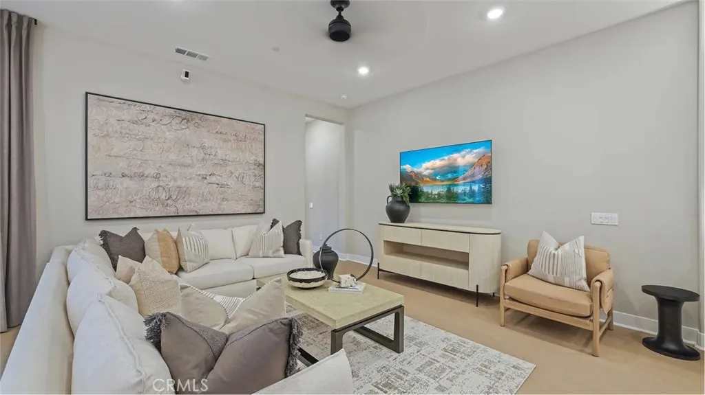 648 Snowberry Place, Montebello, California 90640 home-pic-4