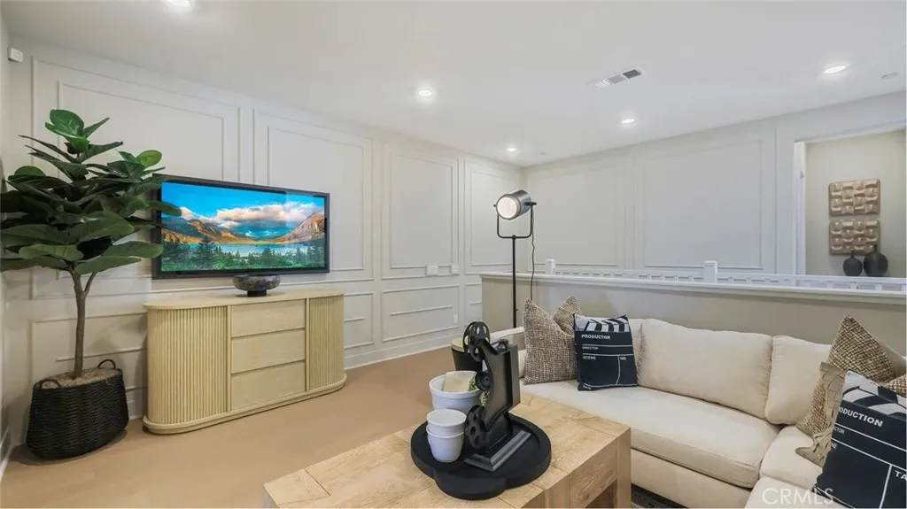 648 Snowberry Place, Montebello, California 90640 home-pic-23