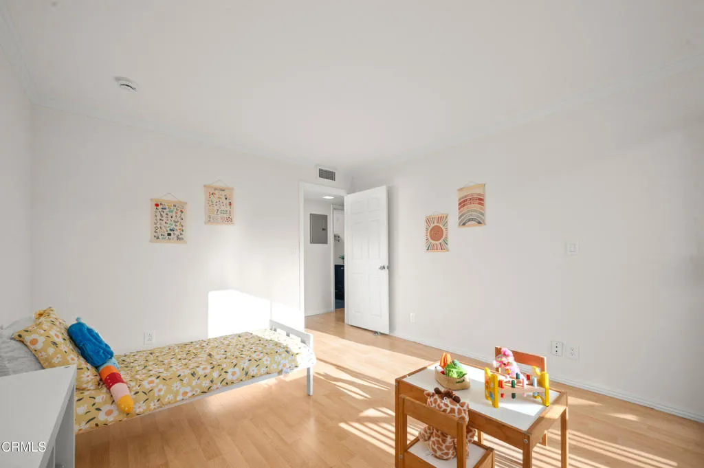 4499 Via Marisol 321, Los Angeles, California 90042 home-pic-21