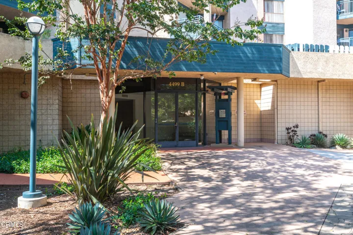 4499 Via Marisol _321-4