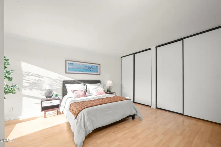 4499 Via Marisol _321-16