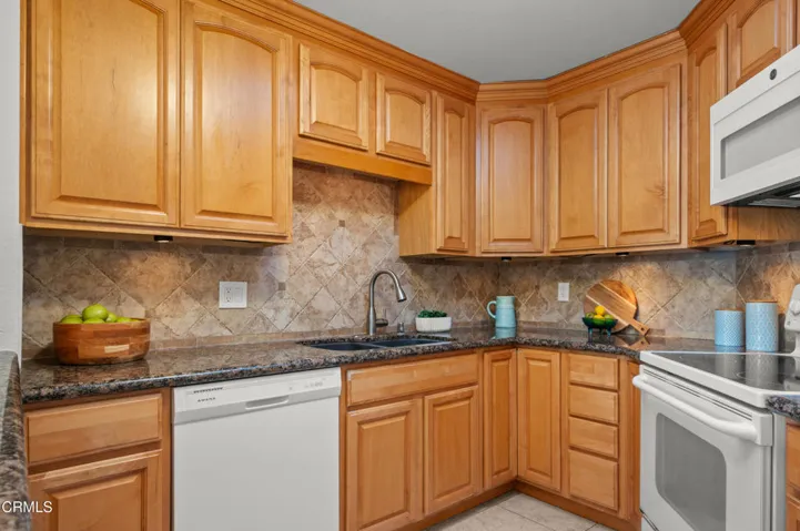 4499 Via Marisol _321-10