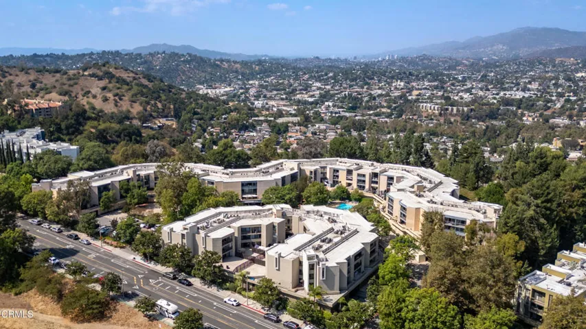 4499 Via Marisol _321-1