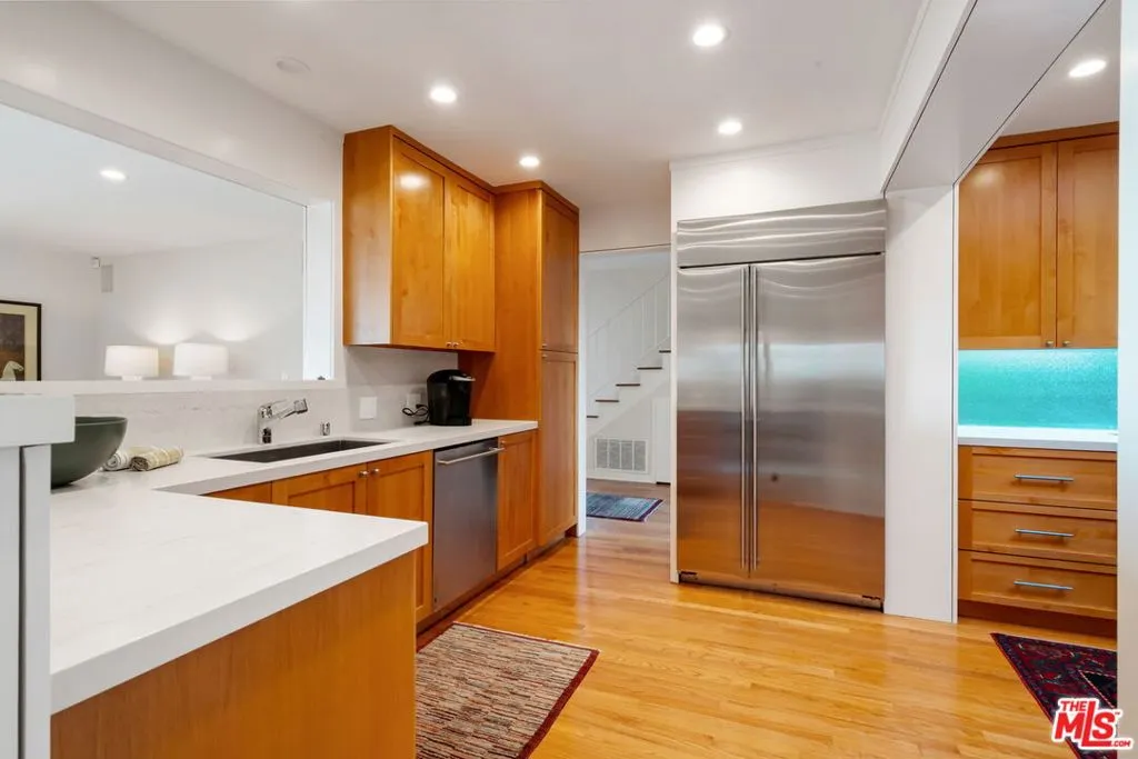 275 Amalfi Drive, Santa Monica, California 90402 home-pic-7