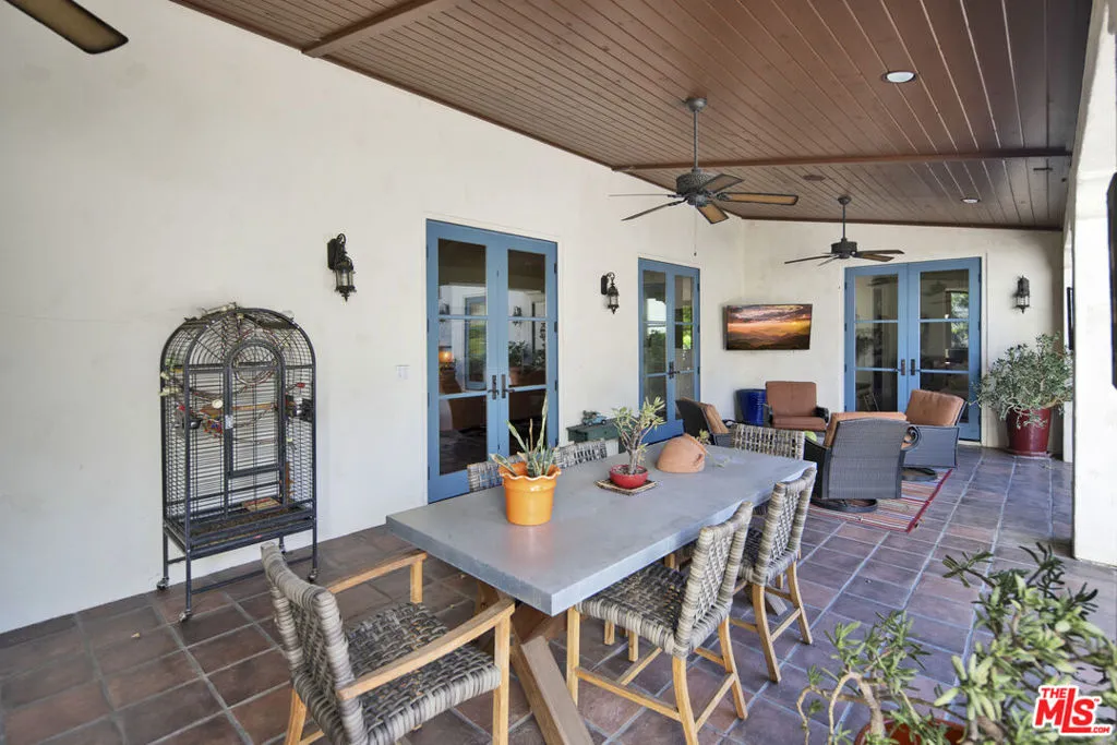 1487 Meadowcrest Circle, Corona, California 92882 home-pic-9