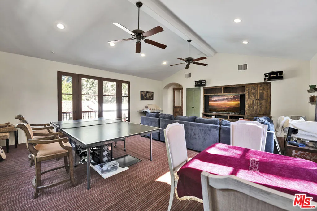 1487 Meadowcrest Circle, Corona, California 92882 home-pic-23